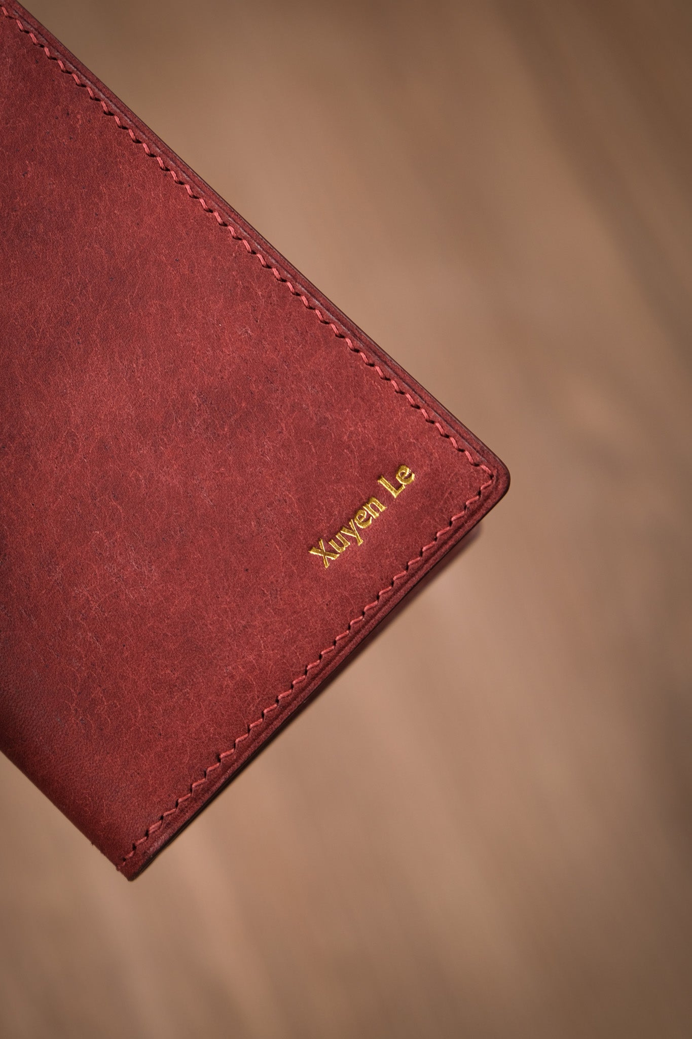 Pueblo Leather Vertical Card Wallet with ID Window, Bordeaux