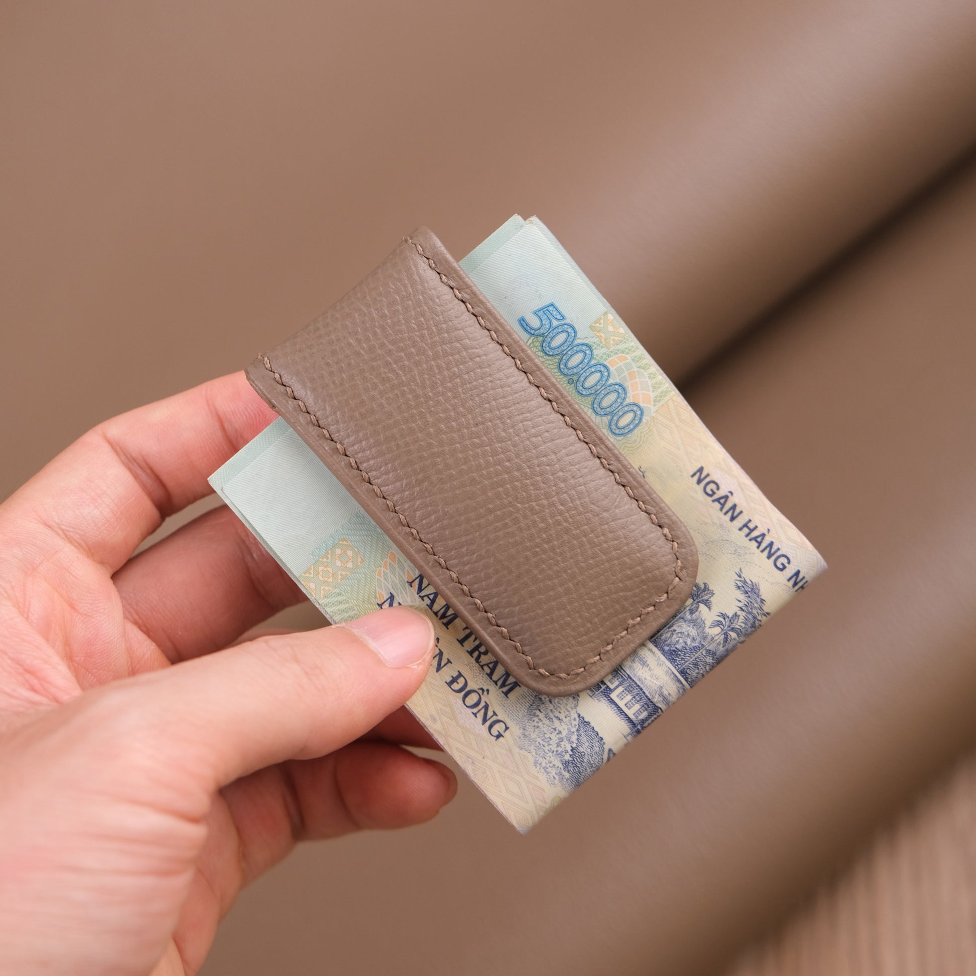 Etoupe Grained Calfskin Magnetic Money Clip