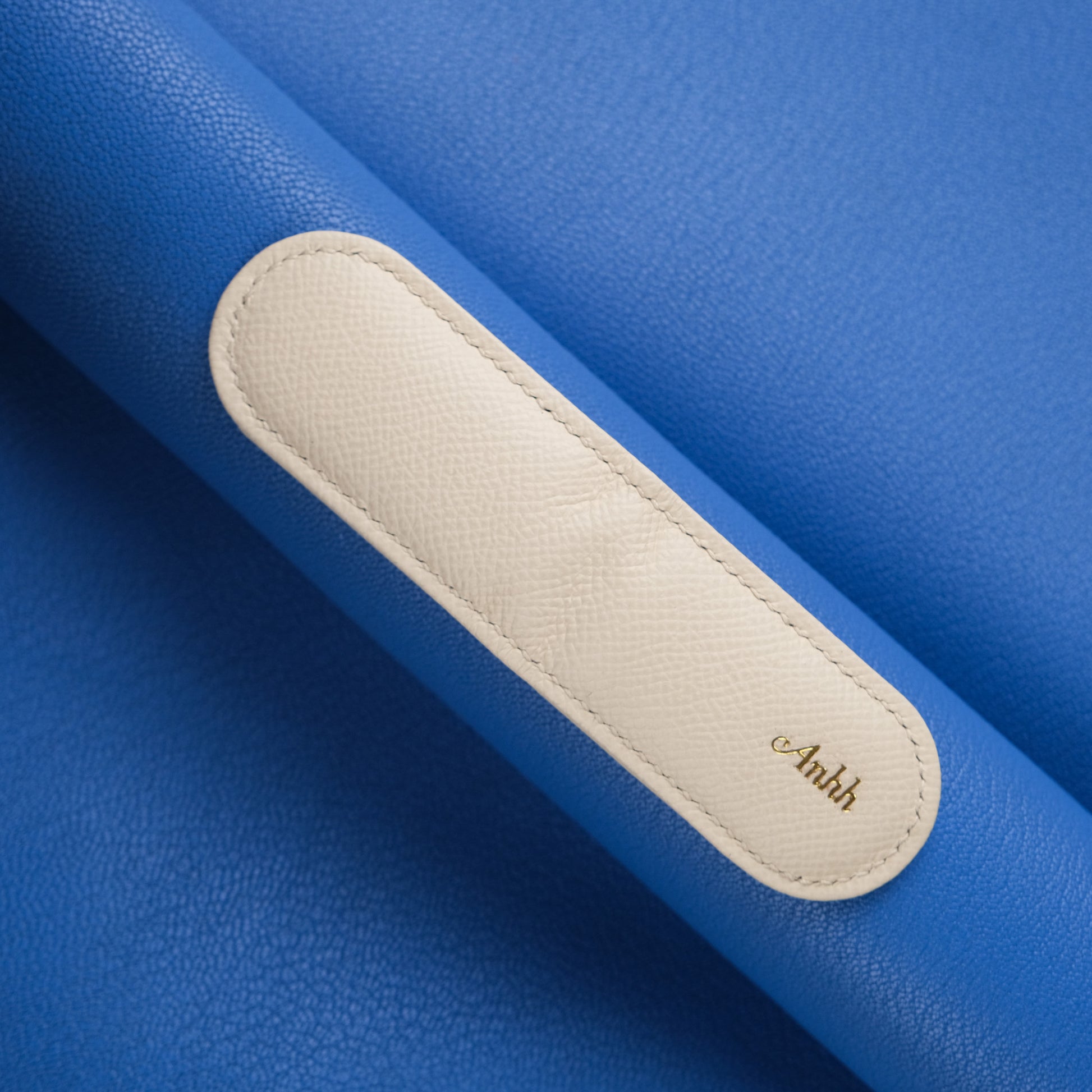 Personalized Leather Magnetic Money Clip, Cream Calfskin